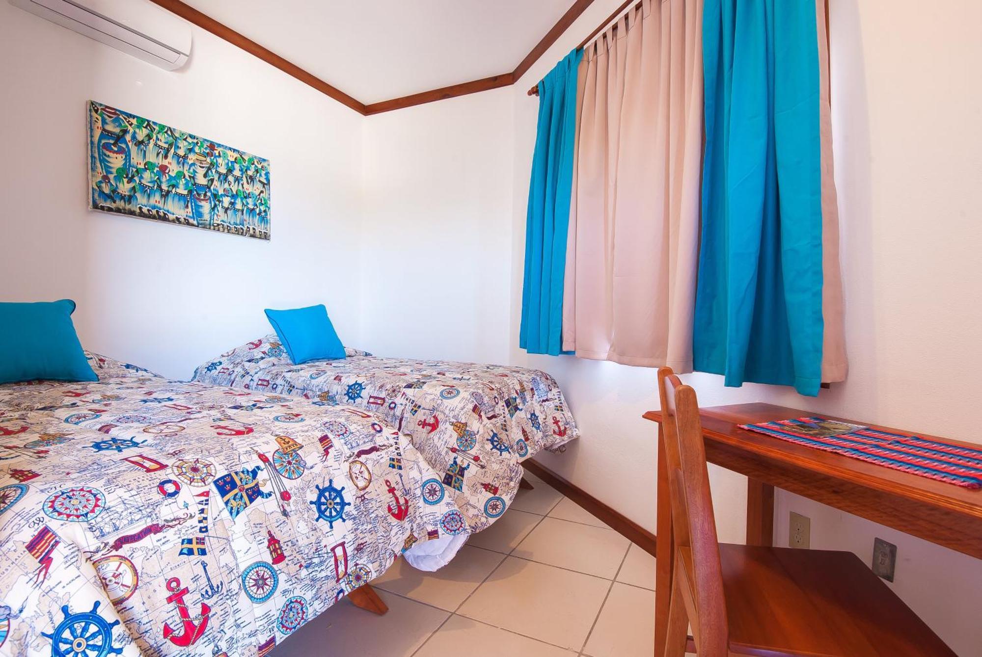 Hotel Los Corales ويست ايند المظهر الخارجي الصورة